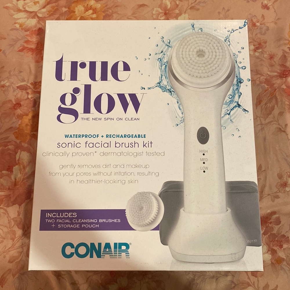 *Brand New *Conair *Sonic Facial Brush Kit